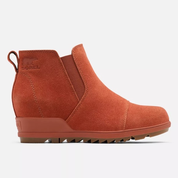 SorelEVIE™ PULL-ON SUEDE BOOTIE